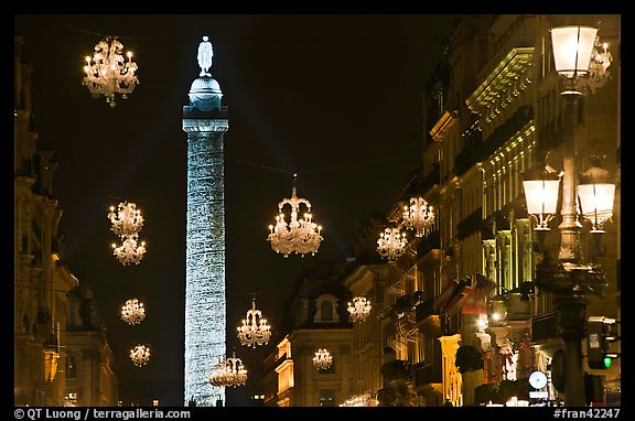  Christmas Time in Paris